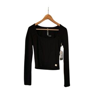 Vuori Black Long Sleeve Sunrise Square Neck